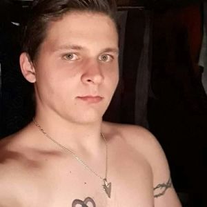 Meet your Posher, Dillon